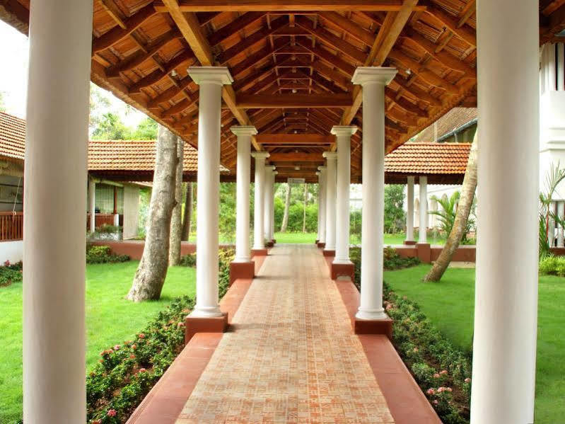 Lemon Tree Vembanad Lake Resort, Kerala Alappuzha Luaran gambar